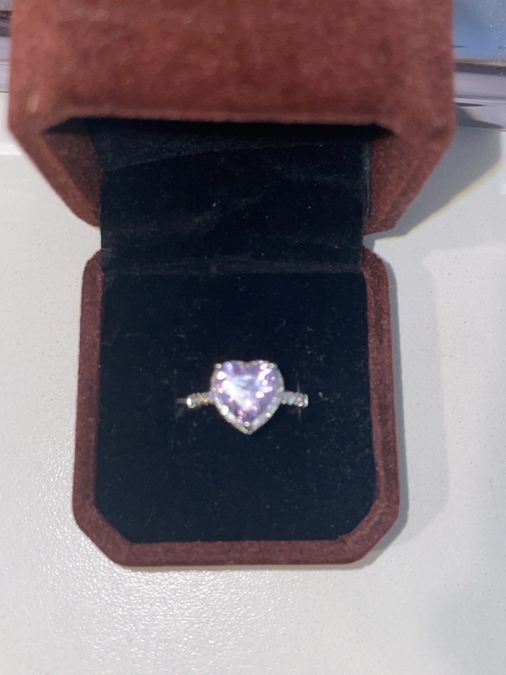 PT950 stamped Heart-Shaped purple cubic zirconia diamond Ring with Pavé Band